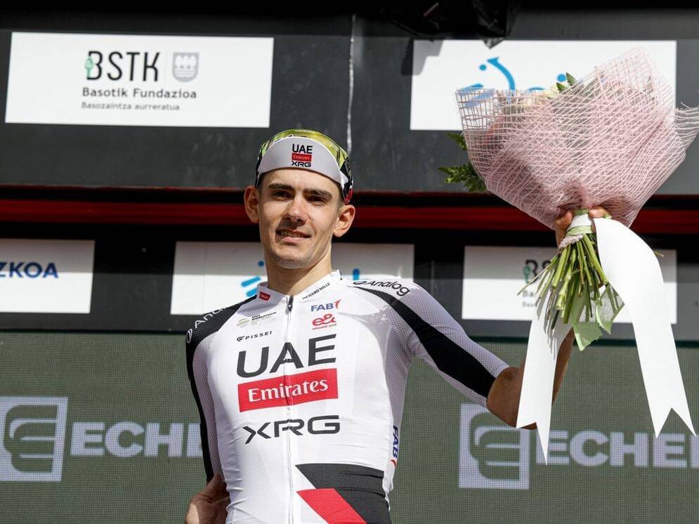 Spanish Cyclist Igor Areta Finishes Second in Third Stage