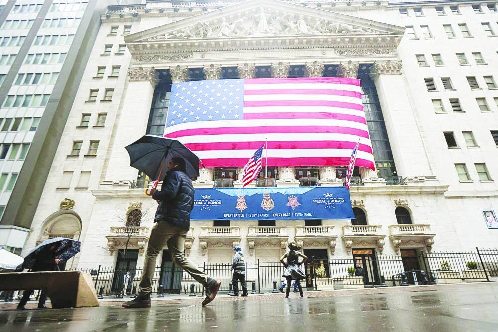 Strong Inflows for European and Asian Equity Funds