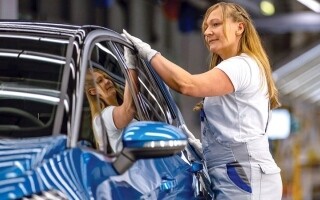 War in Iran Accelerates Shift to Electric Cars in Europe