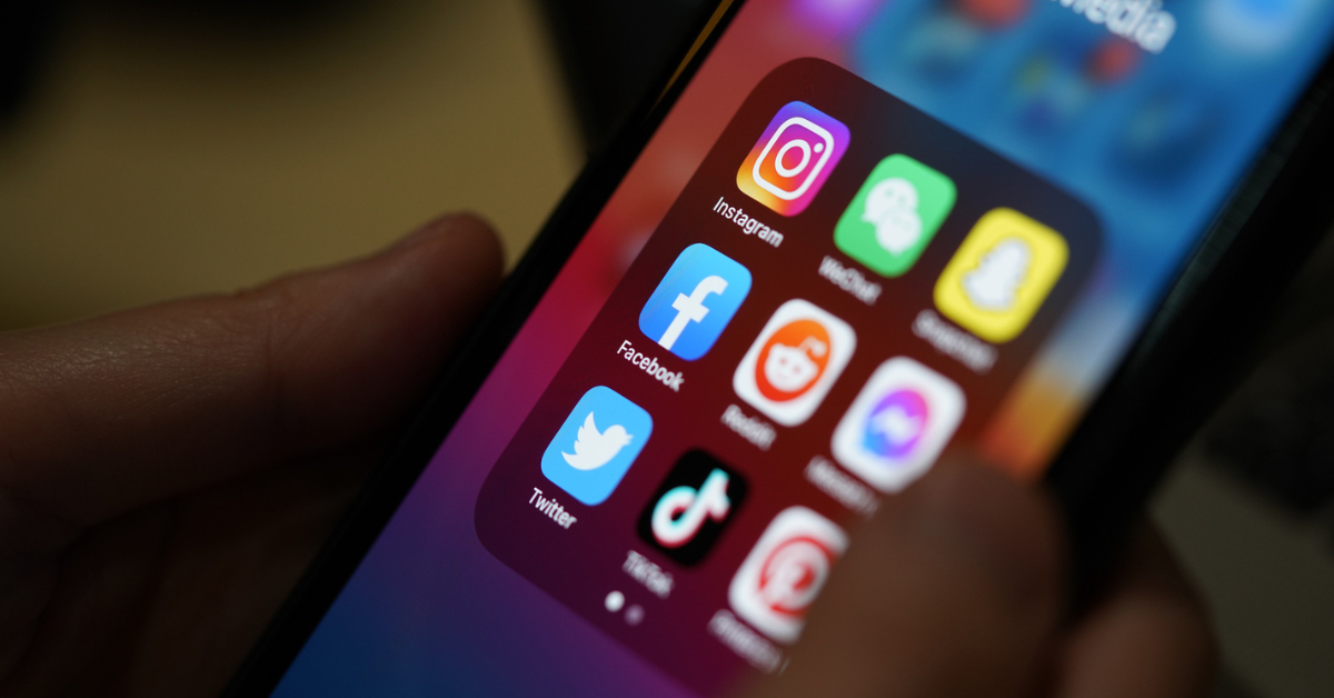 Женщина в Абу-Даби оштрафована за публикацию фото без разрешения