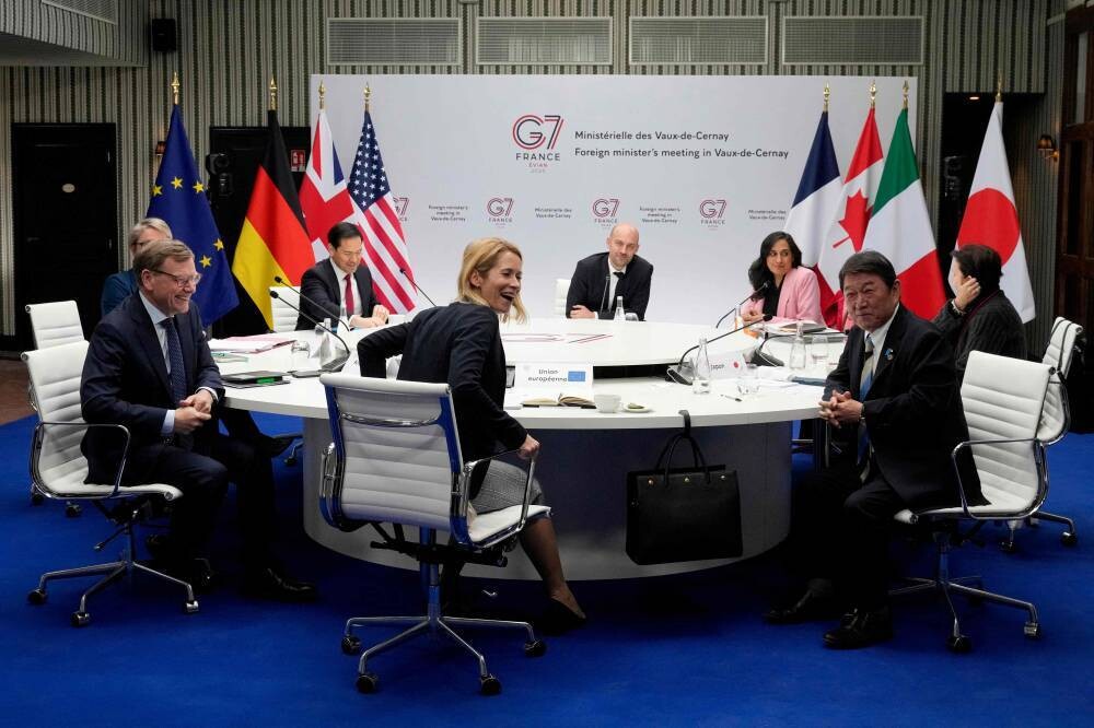 七国外长呼吁停止袭击平民