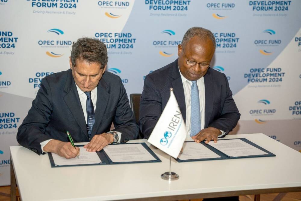 IRENA и Africa50 подписали соглашение о сотрудничестве для ускорения развертывания возобновляемой энергии