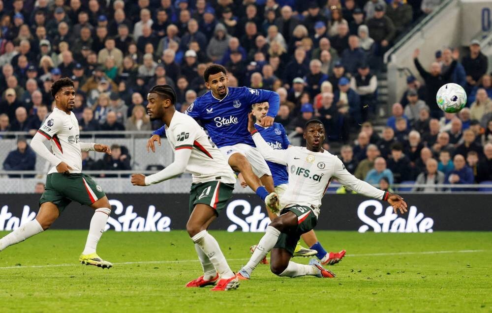 McNeil Leads Everton to Big Win Over Chelsea