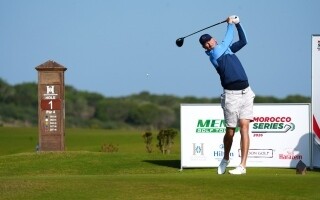 克里斯·伍德赢得米纳高尔夫巡回赛冠军