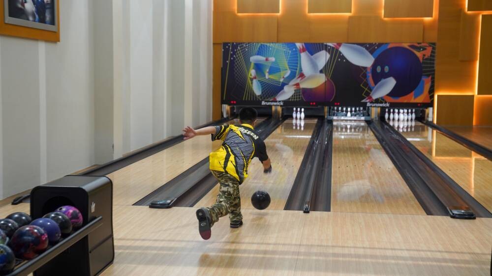 Police Ramadan Bowling Championship Kicks Off in Ajman