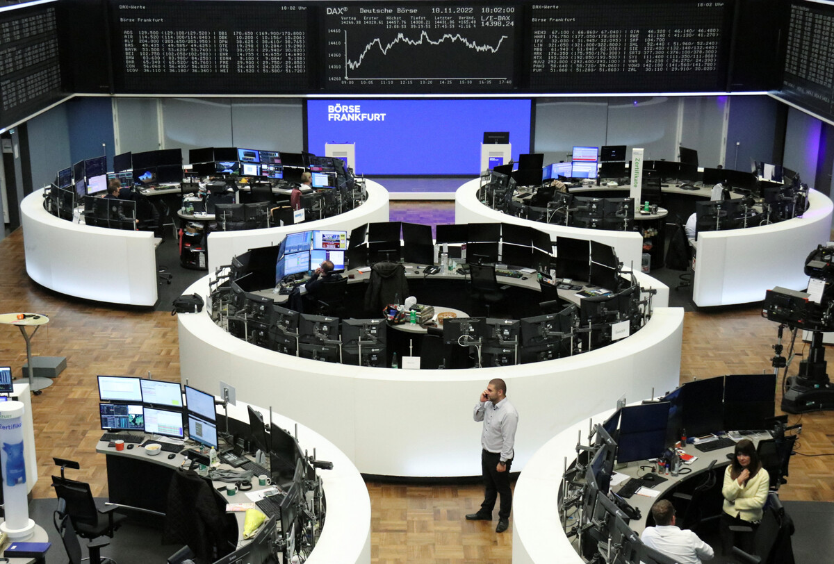 European Markets Close 2% Lower Amid Mining Stocks Slip