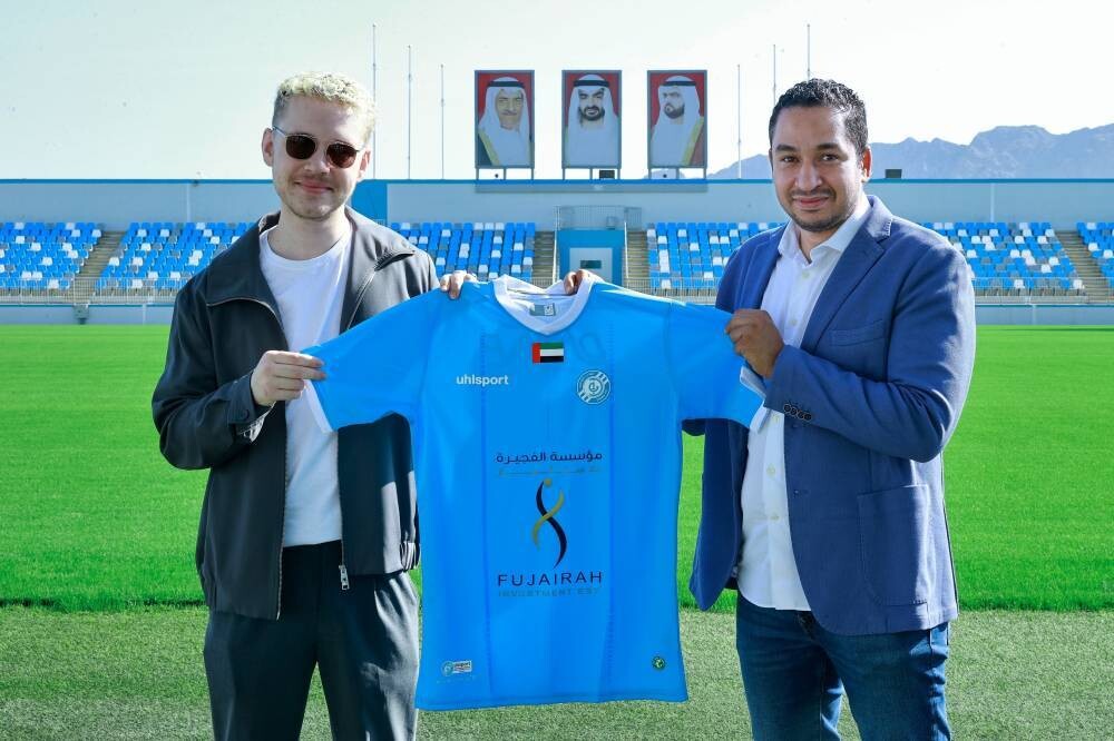 Исполнительный директор клуба Дба встретил австралийского болельщика