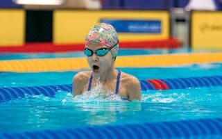 9-Year-Old Russian Swimmer Wins Two Medals in Dubai