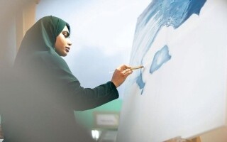 Artists at Wathba Festival Create Live Paintings of Emirati Heritage