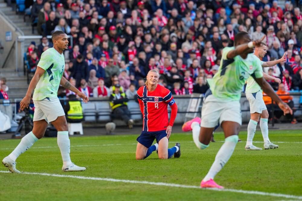 哈兰德造访瓜迪奥拉医生诊所