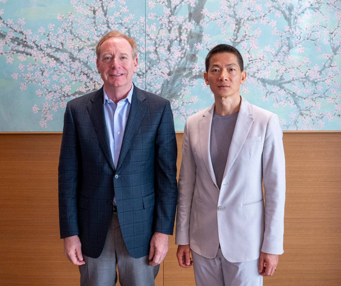 Microsoft усиливает партнерство с G42 для цифровой трансформации в ОАЭ