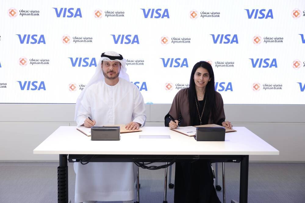 Банк Аджман запускает новую бизнес-кредитную карту в партнерстве с Visa