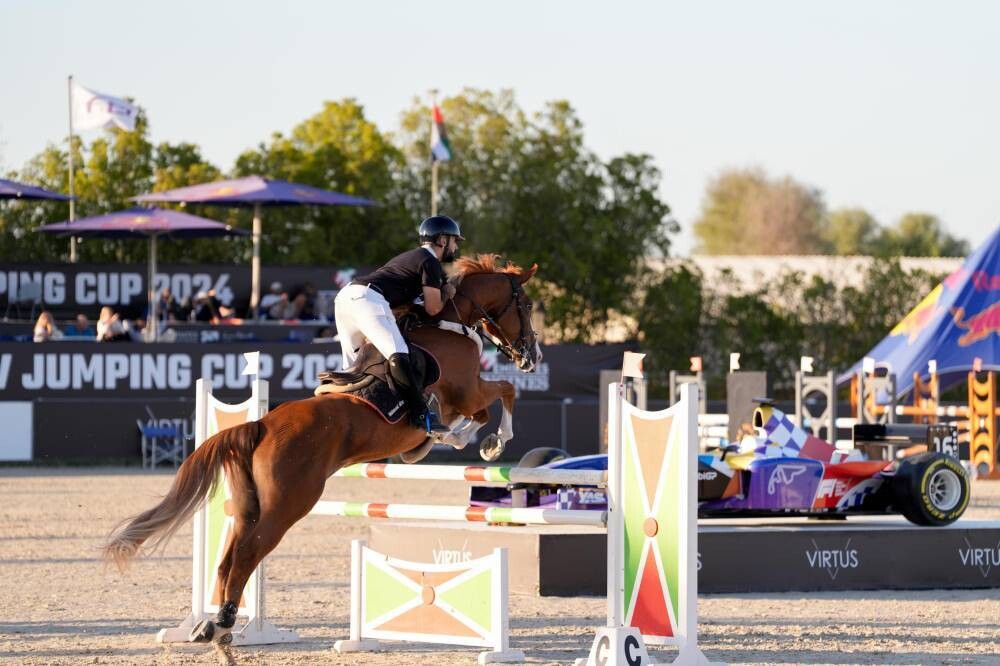 В ОАЭ стартует турнир «Вертус» по прыжкам через препятствия