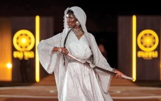 “伊南纳”品牌发布：复兴女王遗产