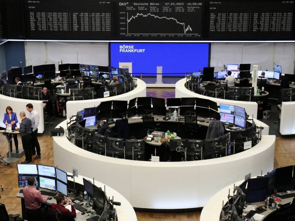 European Stocks Continue Decline