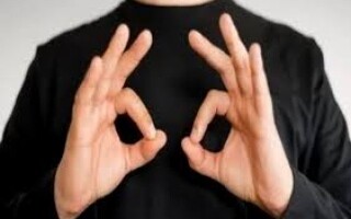 How Hand Gestures Can Make You More Persuasive