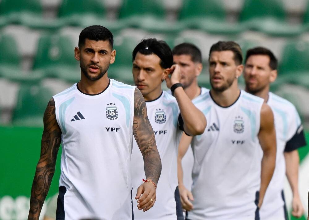 Romero Criticizes Tottenham Management