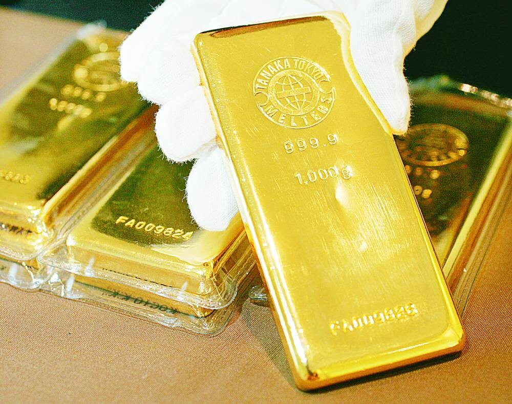 Фьючерсы на золото выросли на 0.1% на фоне ожиданий стабильных процентных ставок ФРС