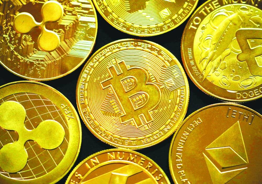 Bitcoin Price Drops to $104,631