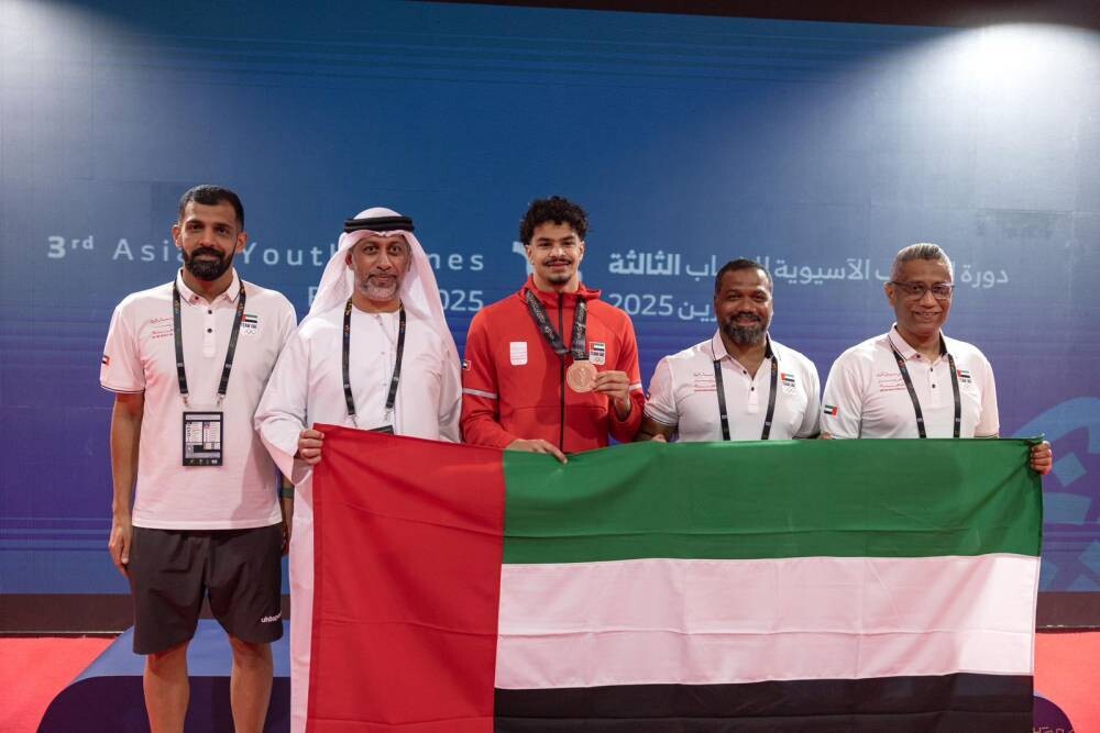UAE Aquatic Sports Head Expresses Pride in Swimmer Hussein Shawqi's Achievement