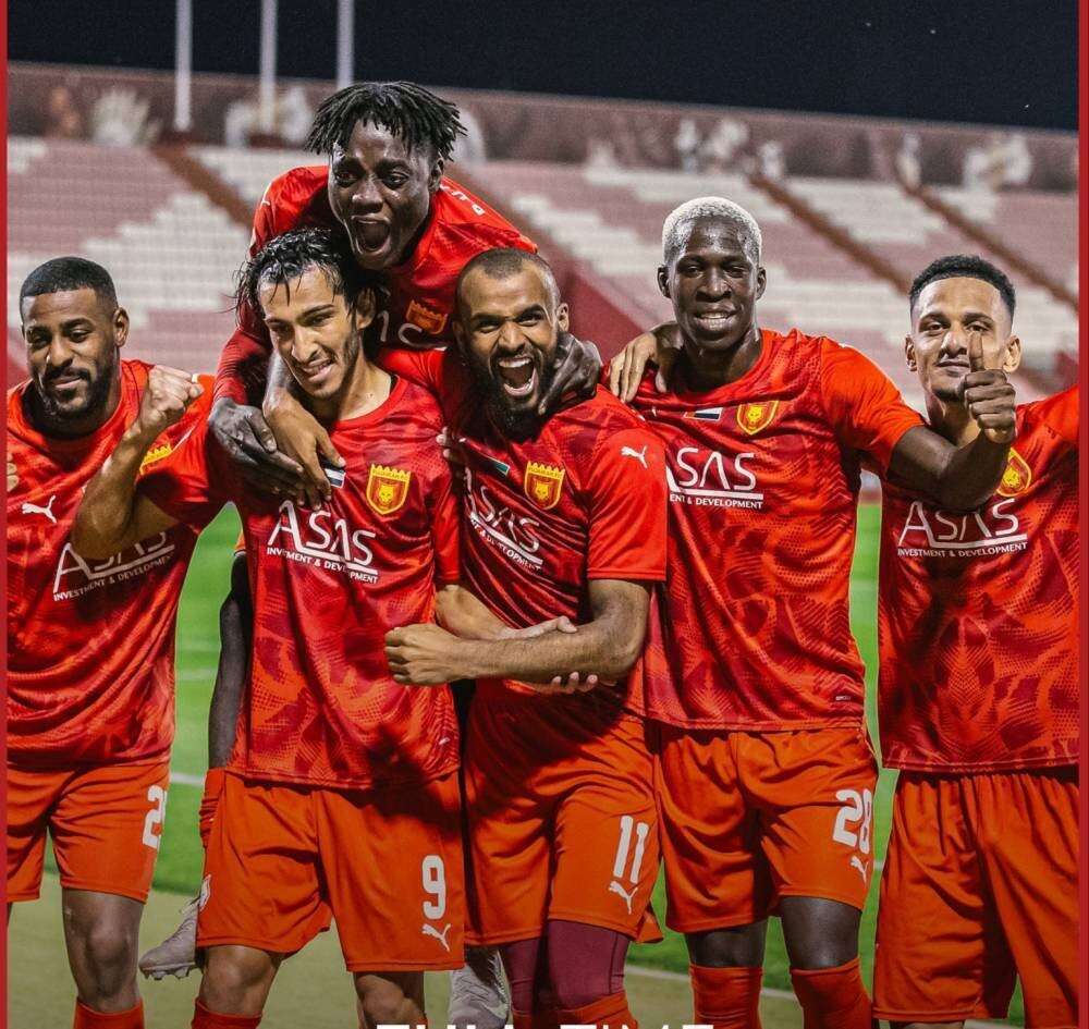 Fujairah lidera la Primera División