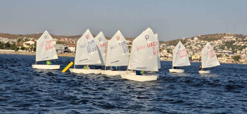 Команда парусного спорта Абу-Даби отправляется в Италию на чемпионат