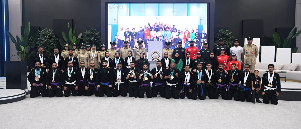 Генеральный командир полиции Дубая поздравил победителей турнира по боевым искусствам