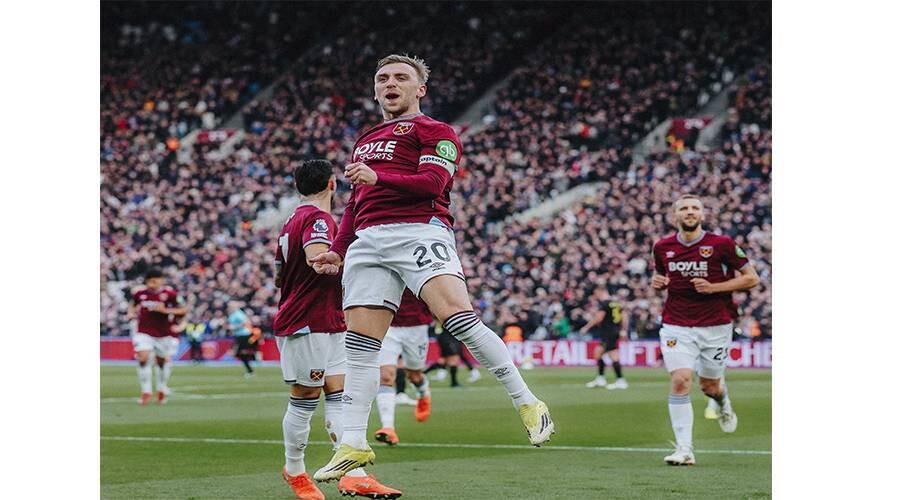 West Ham Beats Sunderland, Moves Closer to Safety