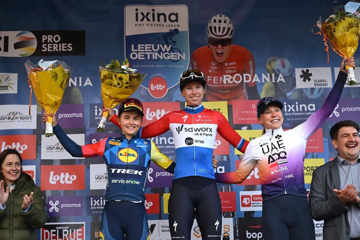 American Megan Jastrab Finishes Third in Race