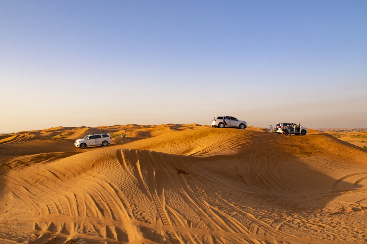 Рас-эль-Хайма запускает службу классических такси