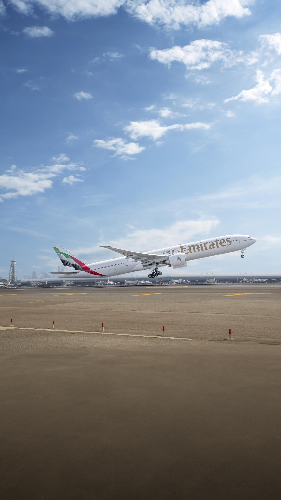 GE Aerospace Signs Major Deal with Emirates Airline