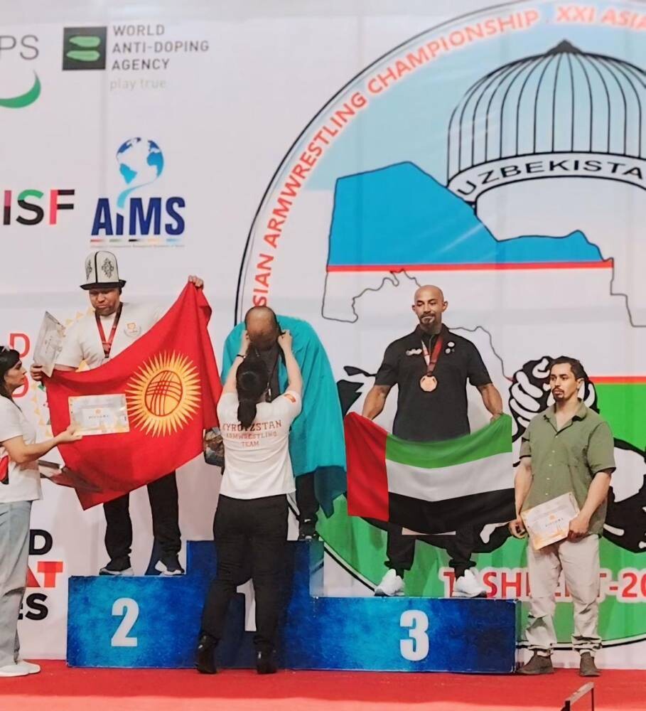 Сборная ОАЭ по армрестлингу выиграла 3 бронзовых медали на чемпионате Азии