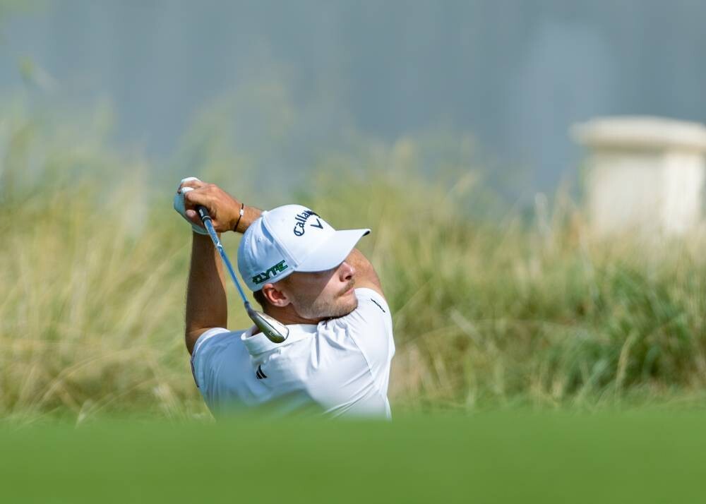 Английский гольфист возглавляет турнир в Абу-Даби