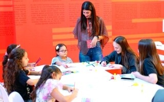 Дети оживили шедевры мирового искусства в 3D