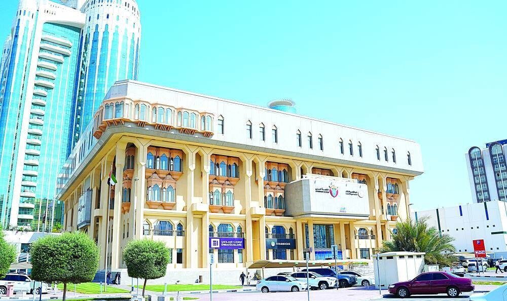 Dubai bans brokerage offices