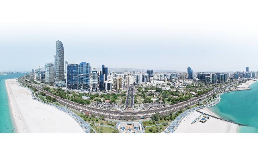 UAE Sovereign Funds Revenue Surpasses Oil for First Time