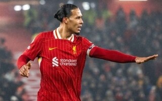 Ван Дайк: «Ливерпуль должен строить игру с обороны»