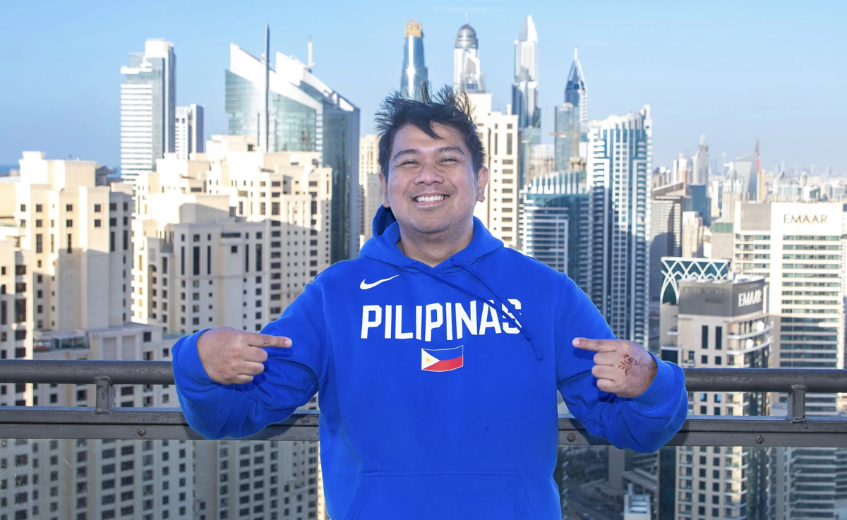 Филиппинский блогер стал соведущим программы о стиле жизни в Дубае