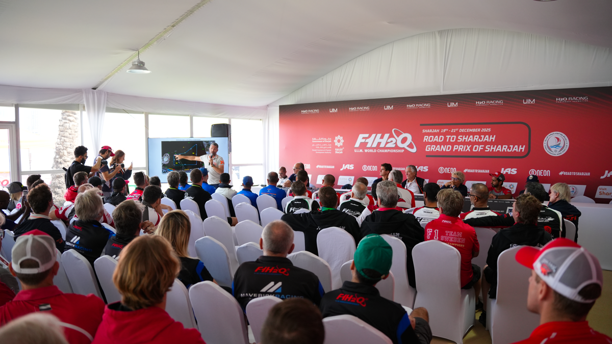 В Шардже стартовал финал чемпионата мира по гонкам на скоростных лодках «Формула 1»