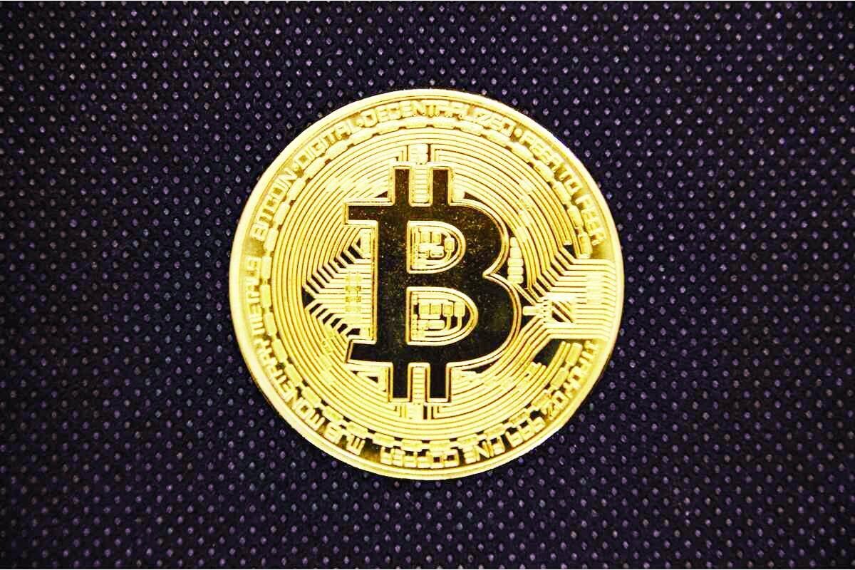 Crypto Market: Ethereum and Bitcoin Decline