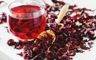 The Best Time to Drink Hibiscus Tea