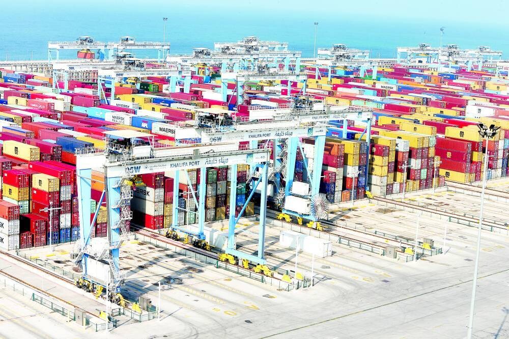 Abu Dhabi's Non-Oil Trade Grows by 38%