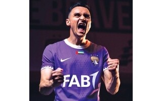 阿尔艾因签下罗马尼亚中场阿德里安·舒特