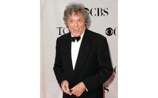 Король Charles III выразил соболезнования в связи со смертью драматурга Тома Стоппарда