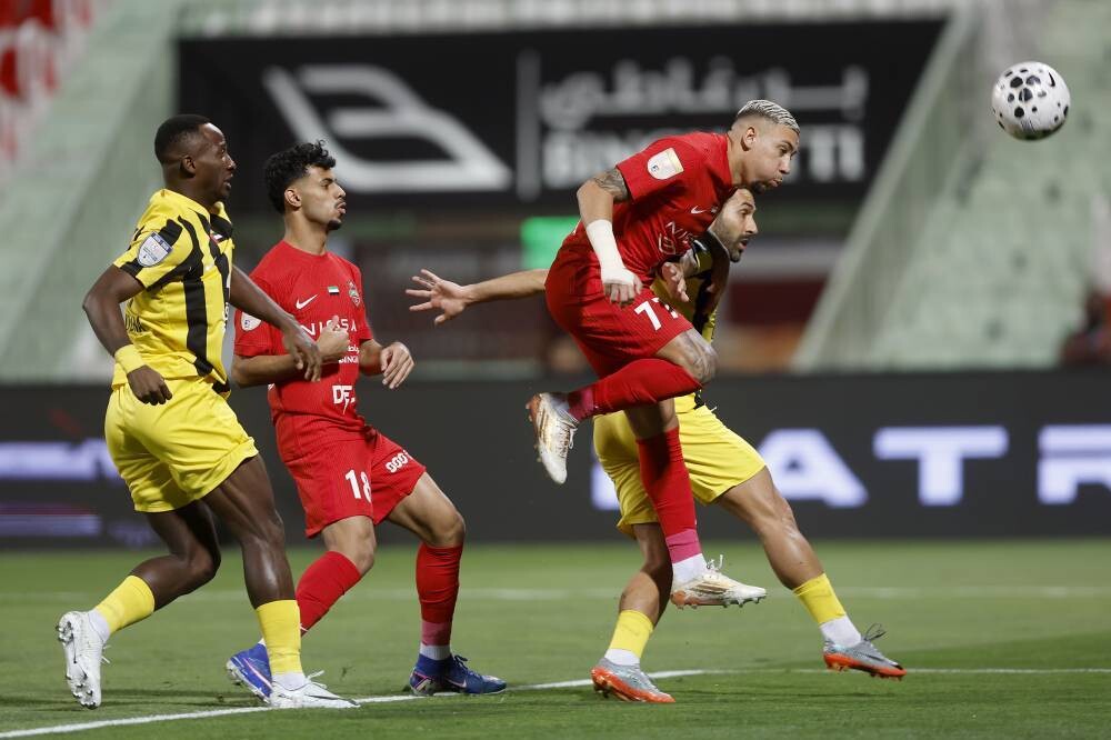 Победы «Аль-Аина» и «Аль-Ахли» в марафоне лиги Абу-Даби