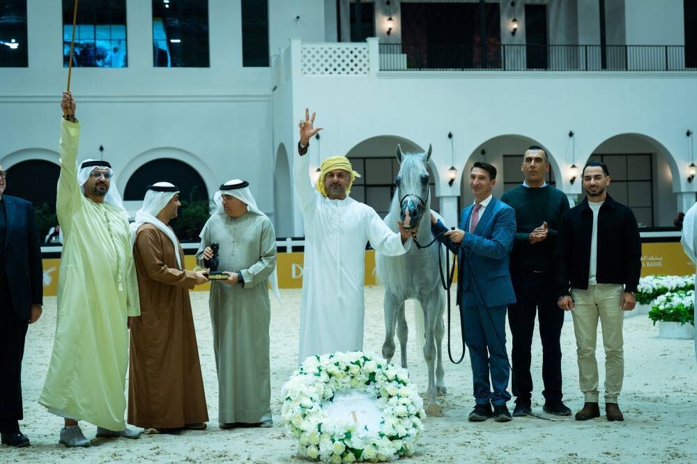 Dubai Arabian Horse Racetrack Opens Season