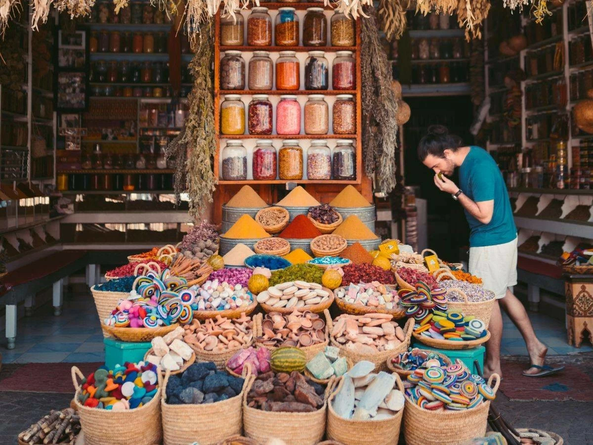 阿联酋居民：我们的国家是韧性的象征和家园