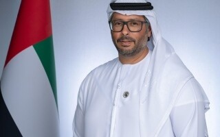 谢赫宣布冲浪运动加入阿联帆船和赛艇联合会