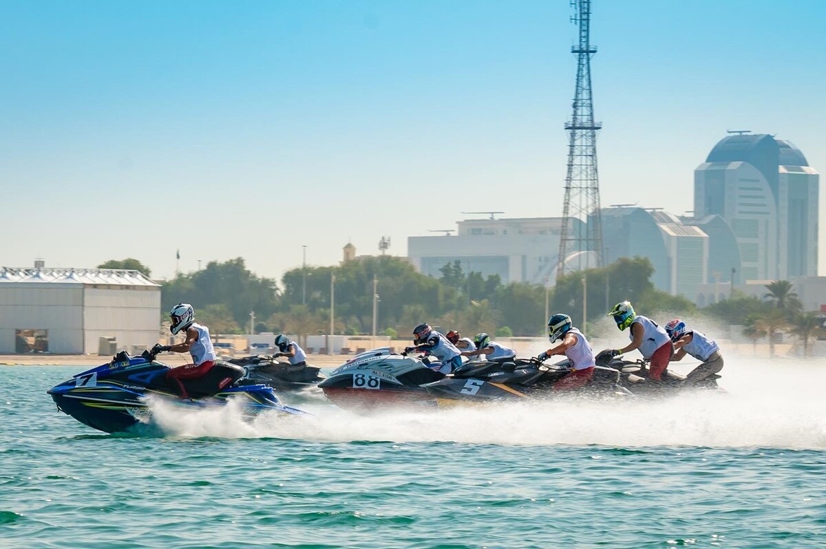 Sheikh Mohammed bin Sultan bin Khalifa Al Nahyan Supports Marine Sports