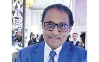 В Дубае и Шардже появились специальные золотые изделия к 54-й годовщине ОАЭ